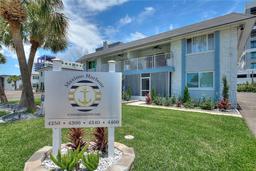 Picture of 4400 37Th Street S Unit 3, St Petersburg, FL 33711