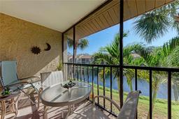 Picture of 630 Bird Bay Drive E Unit 208, Venice, FL 34285