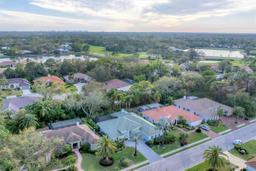 Picture of 6612 Saint James Crossing, University Park, FL 34201