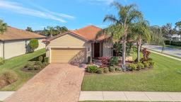 Picture of 4802 68Th Street Circle E, Bradenton, FL 34203