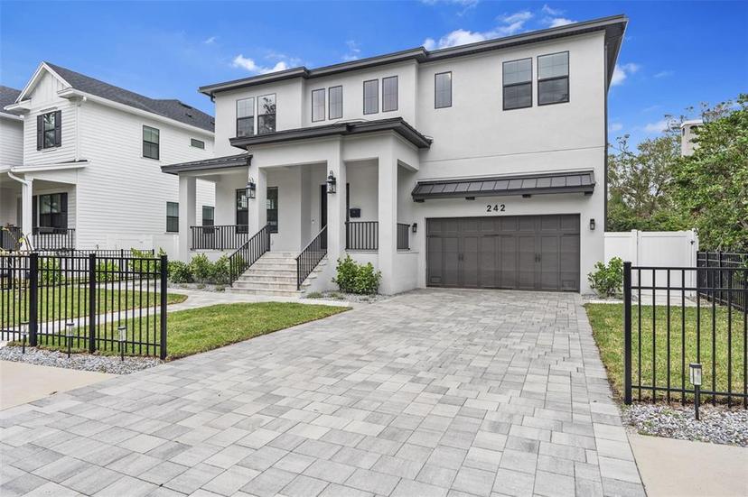 Picture of 242 Estado Way Ne, St Petersburg FL 33704