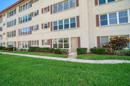 Picture of 9950 62Nd Terrace N Unit 104, St Petersburg, FL 33708