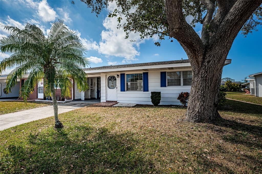 Picture of 10022 Lily Street N Unit N, Pinellas Park, FL 33782