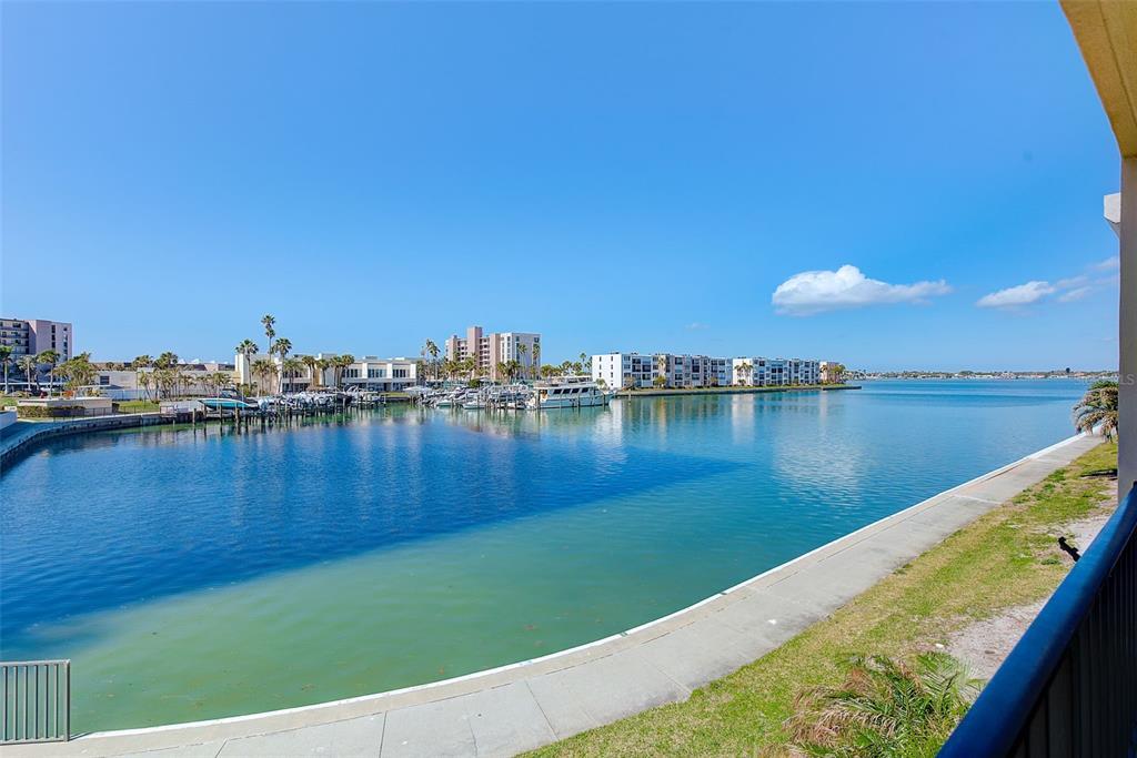 Picture of 7420 Bay Island Drive S Unit 281, South Pasadena, FL 33707