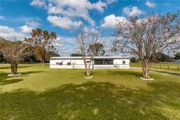 Picture of 5206 WEST County Road 476, Bushnell, FL 33513