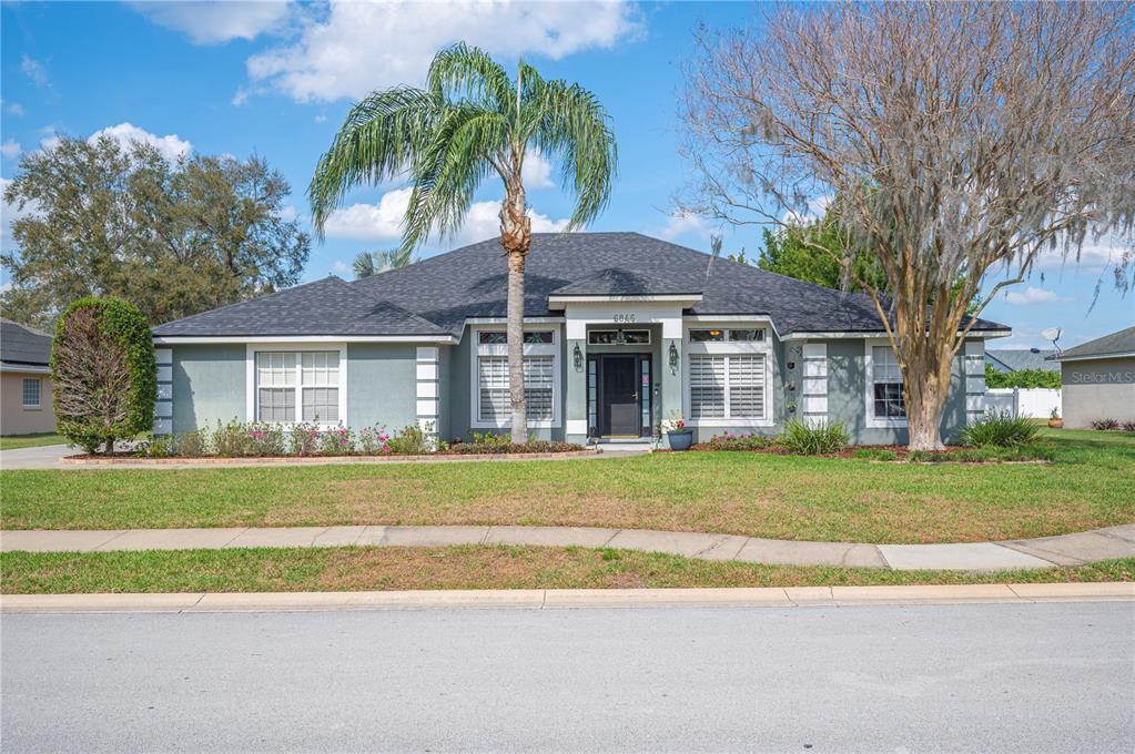 Picture of 6846 Ashbury Drive, Lakeland, FL 33809