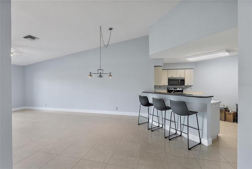 Picture of 5900 Bahia Del Mar Circle Unit 237, St Petersburg FL 33715