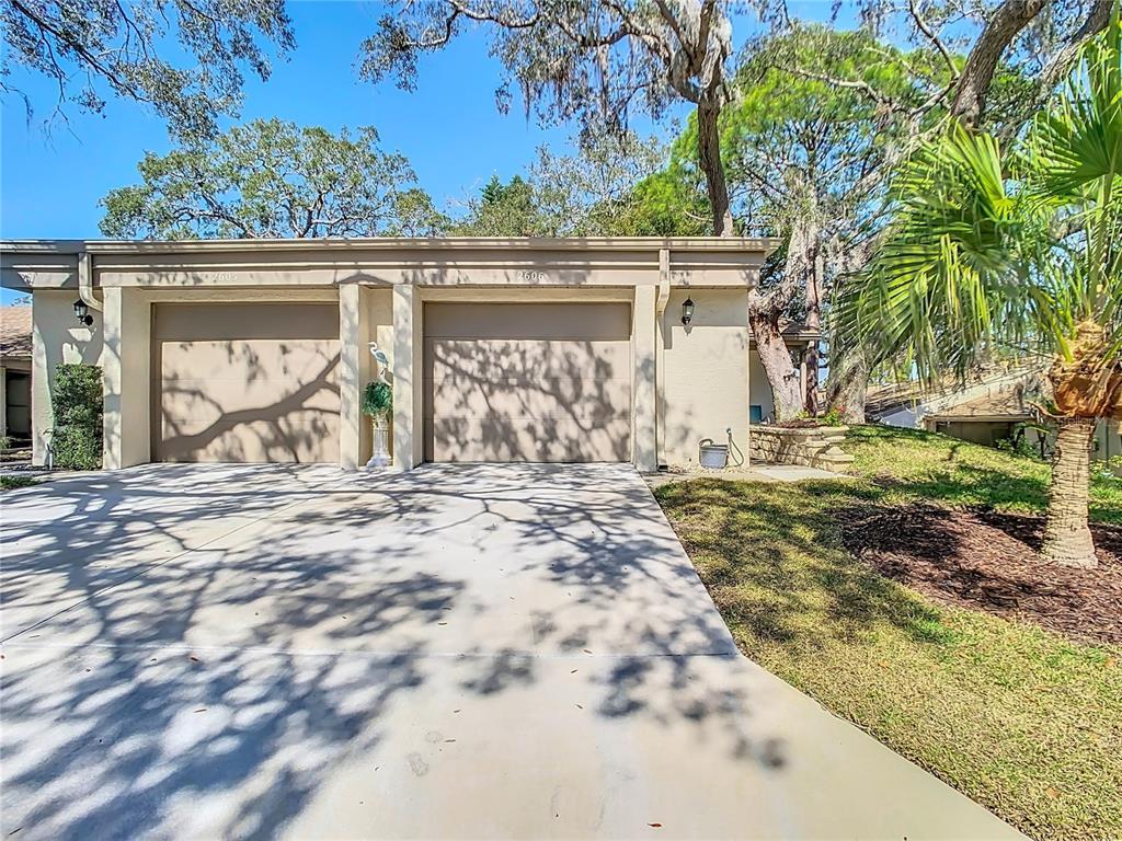 Picture of 2606 Oak Circle, Tarpon Springs, FL 34689