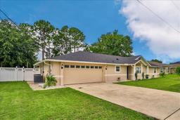 Picture of 27 Bud Field Drive, Palm Coast, FL 32137