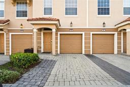 Picture of 5076 Tideview Circle Unit 90, Orlando, FL 32819