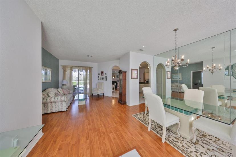 Picture of 13024 Prestwick Drive, Riverview FL 33579