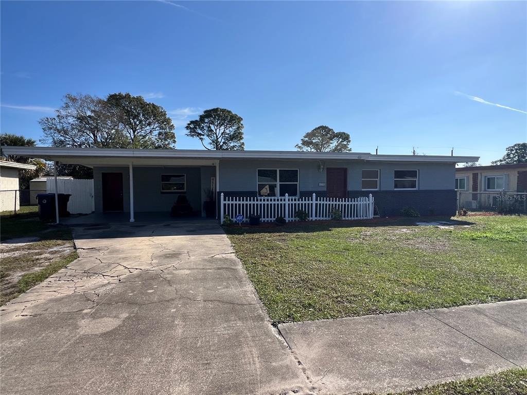 Picture of 1725 Kings Court, Titusville, FL 32780