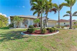 Picture of 221 Fairway Road, Rotonda West, FL 33947