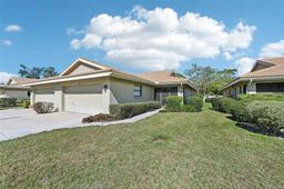 Picture of 7245 Wood Creek Drive Unit 29, Sarasota, FL 34231