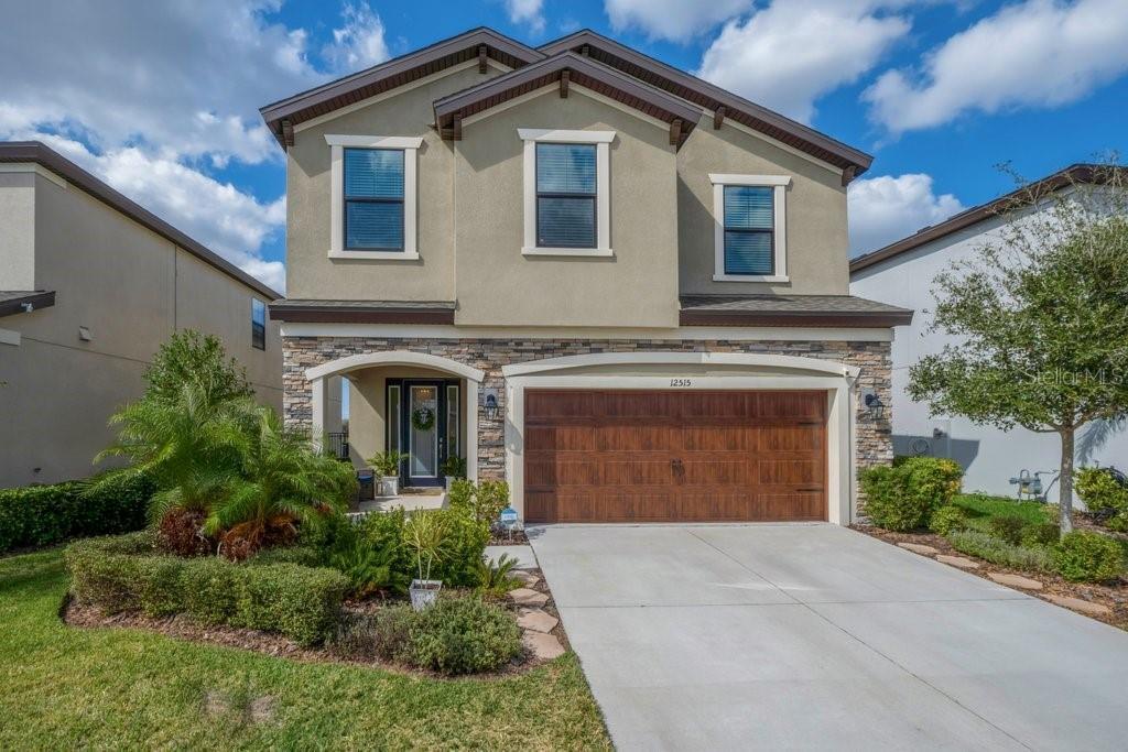 Picture of 12515 Horseshoe Bend Drive, Lithia, FL 33547