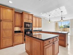 Picture of 1110 W Ivanhoe Boulevard Unit 5, Orlando, FL 32804