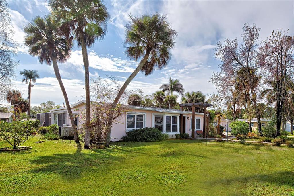 Picture of 112 Gause Drive, Venice, FL 34293