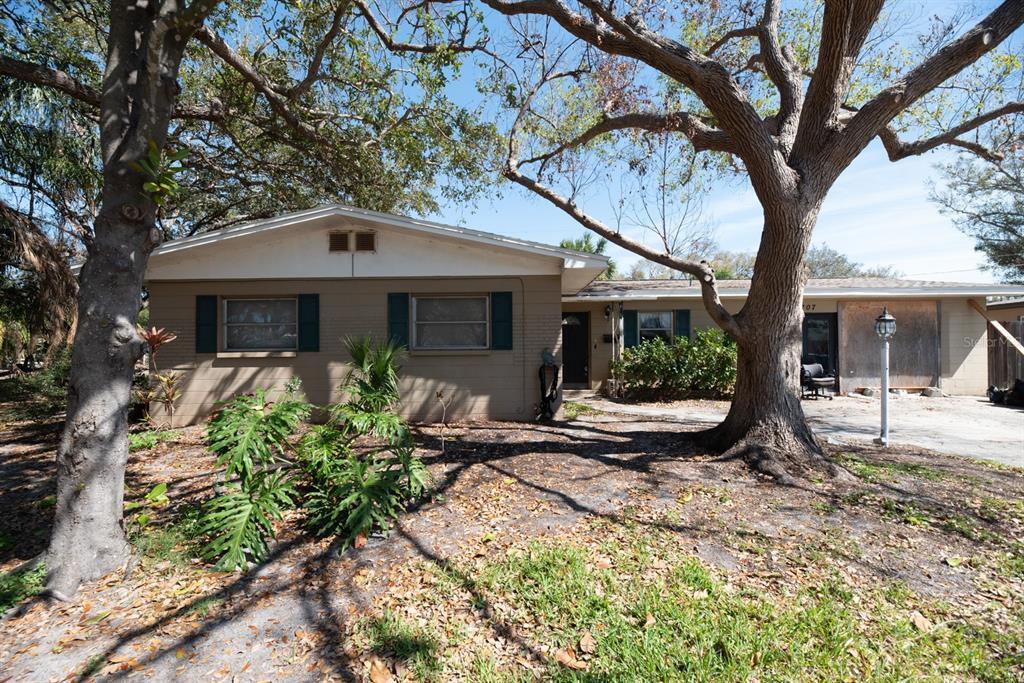 Picture of 4707 W Alline Avenue, Tampa, FL 33611