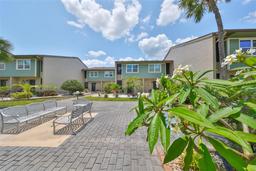 Picture of 1028 Apollo Beach Boulevard Unit 13, Apollo Beach, FL 33572