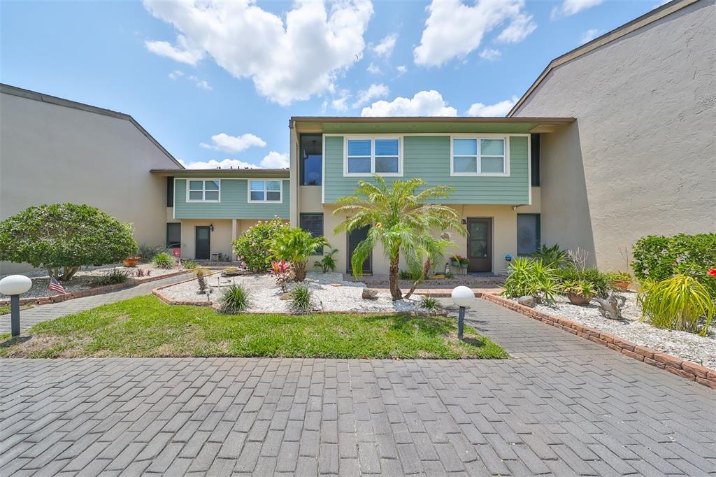 Picture of 1028 Apollo Beach Boulevard Unit 13, Apollo Beach, FL 33572