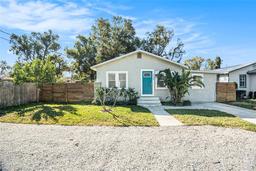 Picture of 505 E Cluster Avenue, Tampa, FL 33604