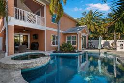 Picture of 6411 Grenada Island Avenue, Apollo Beach, FL 33572