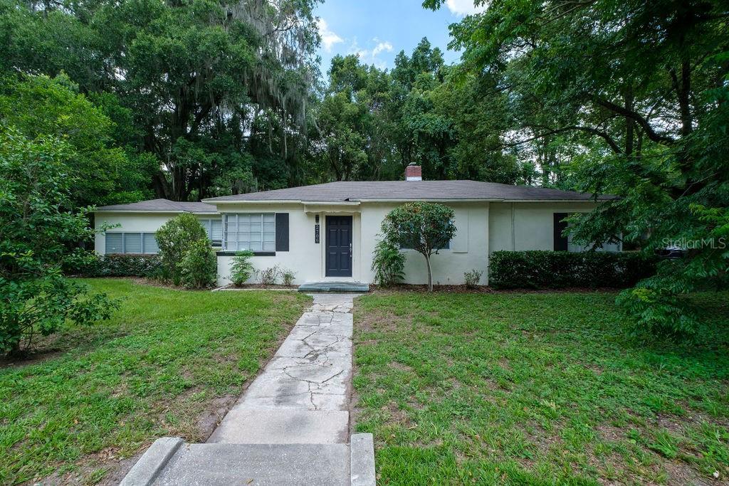 Picture of 2706 W University Avenue, Gainesville, FL 32607