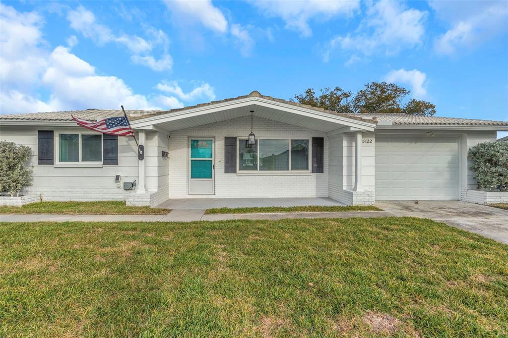 Picture of 5122 Bonito Drive, New Port Richey, FL 34652