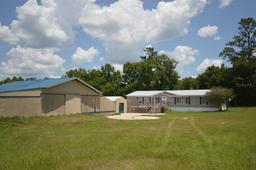 Picture of 15395 NW 112Th Place Road, Morriston, FL 32668