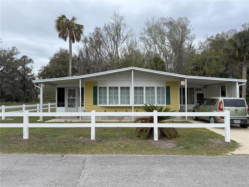 Picture of 15 Wilderness Drive, Lake Panasoffkee FL 33538