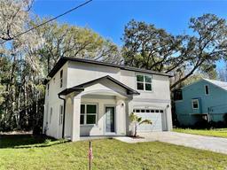 Picture of 16417 Lake Byrd Drive, Tampa, FL 33618