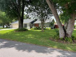 Picture of 362 Pasco Court, Winter Haven, FL 33884