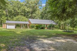 Picture of 417 SW Barney Street, High Springs, FL 32643