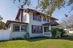 Picture of 6342 5Th Avenue N, St Petersburg, FL 33710