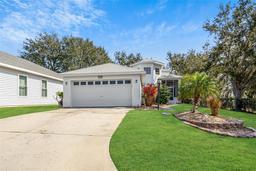 Picture of 6250 Sailboat Avenue, Tavares, FL 32778