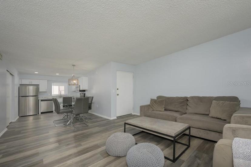 Picture of 2625 Pine Lake Terrace Unit B, Sarasota FL 34237