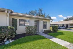 Picture of 2720 60Th Avenue Drive W Unit D, Bradenton, FL 34207