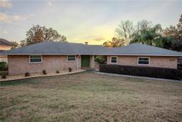 Picture of 2422 Topping Place, Eustis, FL 32726