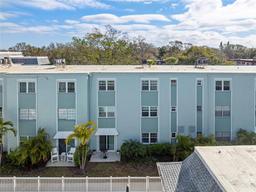 Picture of 1706 Belleair Forest Drive Unit 348, Belleair, FL 33756