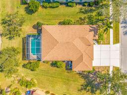 Picture of 833 Seminole Sky Drive, Ruskin, FL 33570