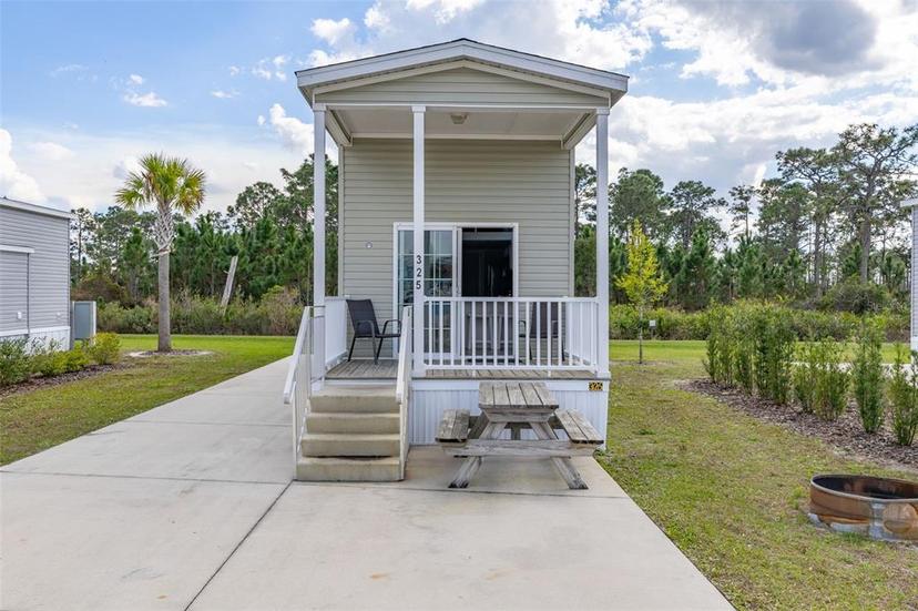 Picture of 16950 County Rd 630 Unit 325, Lake Wales FL 33898