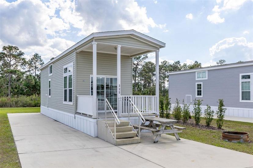 Picture of 16950 County Rd 630 Unit 325, Lake Wales FL 33898