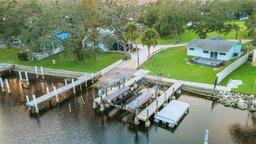 Picture of 10501 Bridgewood Drive, Riverview, FL 33578