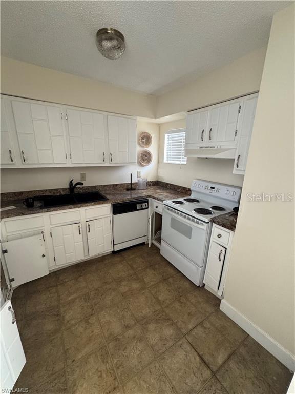 Picture of 22375 Edgewater Drive Unit 102, Punta Gorda FL 33980