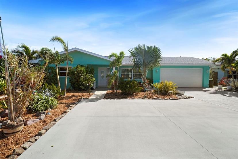 Picture of 9911 Antilles Drive, Seminole FL 33776