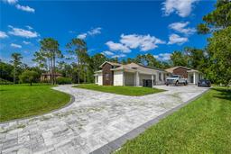 Picture of 12177 Gray Birch Circle, Orlando, FL 32832