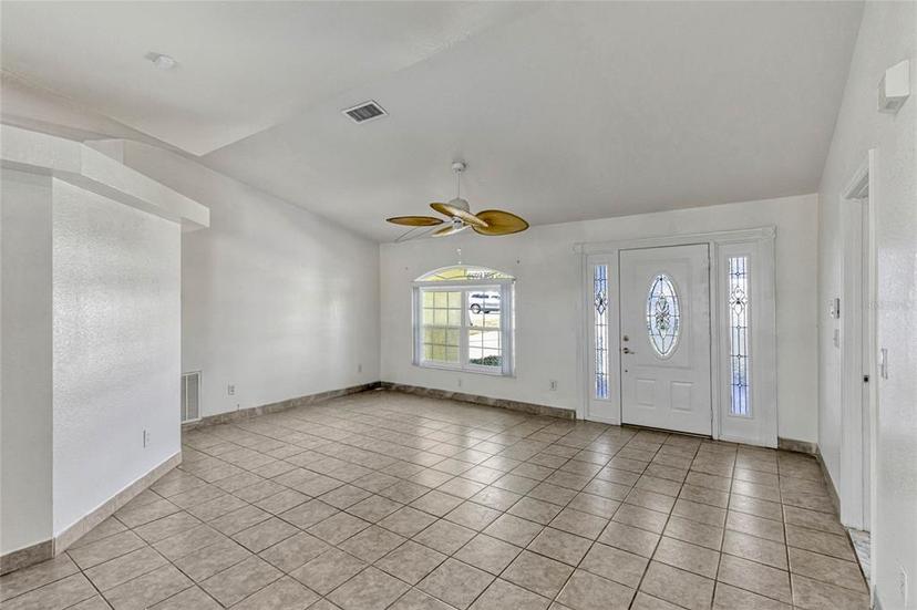 Picture of 700 Roby Court, Dundee FL 33838