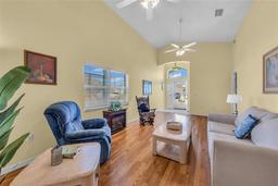 Picture of 103 Delaney Park Ave, Davenport, FL 33897