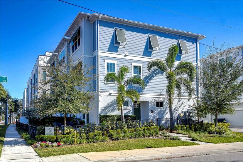 Picture of 2510 W Cleveland Street Unit 3, Tampa FL 33609