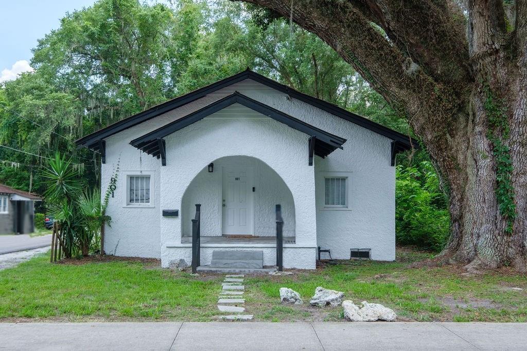 Picture of 901 NW 3Rd Avenue, Gainesville, FL 32601